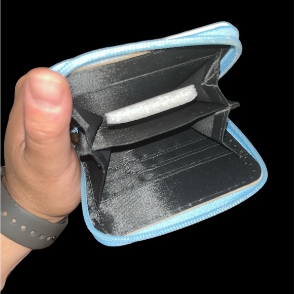 Bluey’s Wallet - Picture 3 of 3